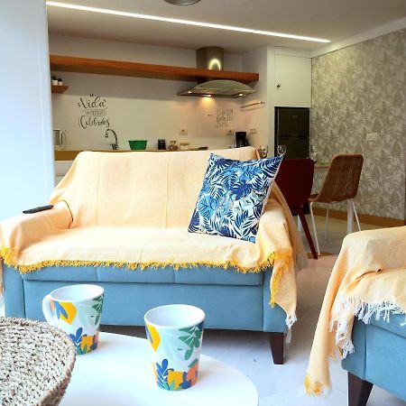 Tropical House Near Beach&Yumbo San Bartolome Bagian luar foto